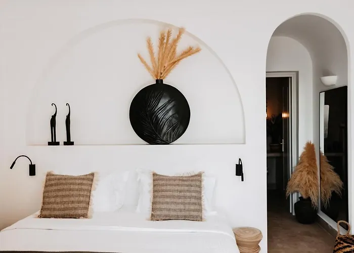 Le Cote Oia